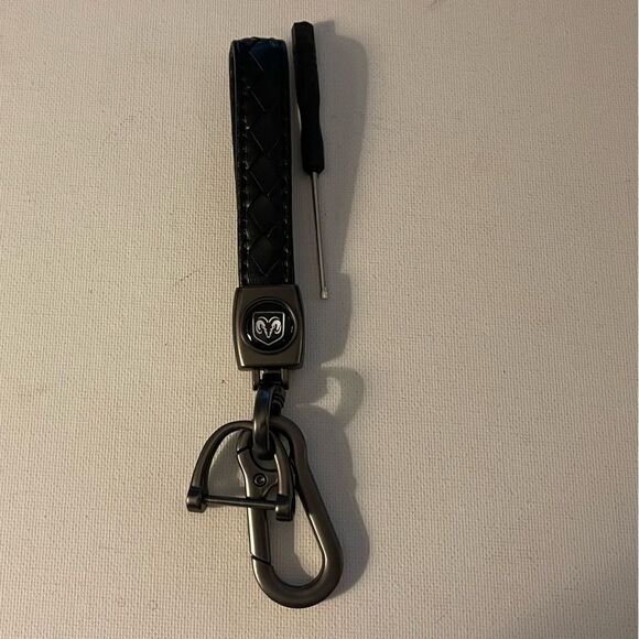 Dodge Logo Key Fob Keychain in Black Leather NWT - Picture 1 of 5